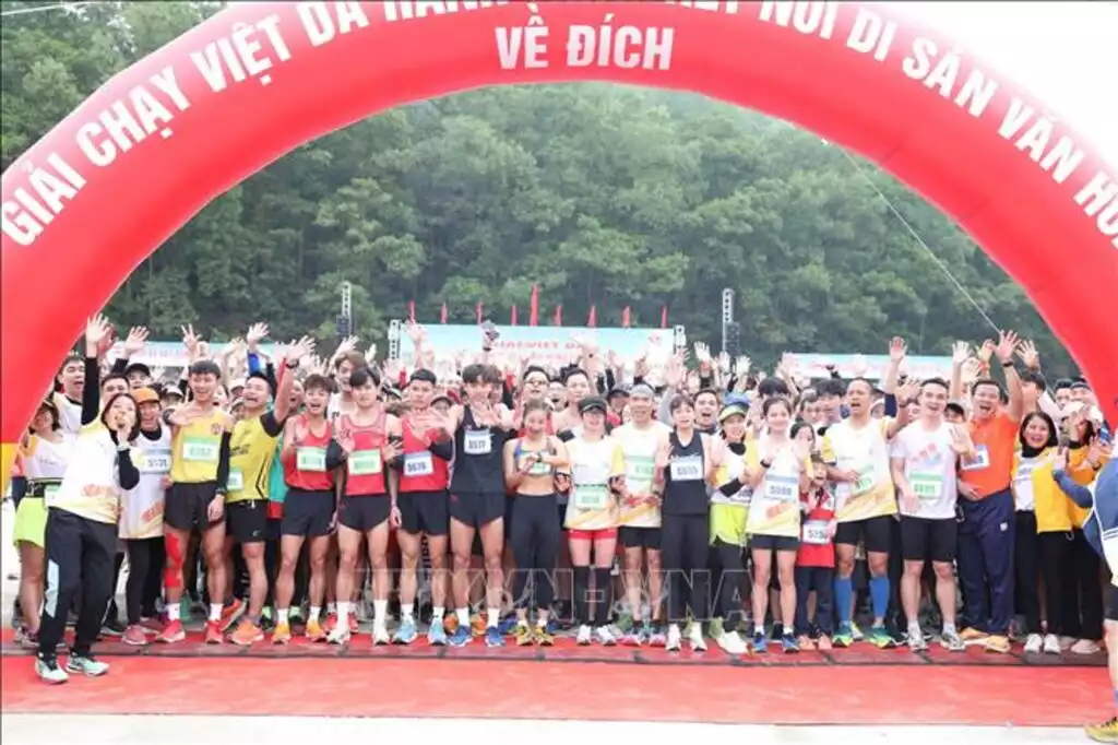 Giải Marathon Hành trình kết nối di sản văn hóa Côn Sơn - Kiếp Bạc
